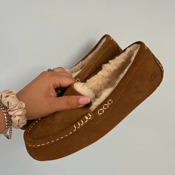 UGG Brown Suede Shearling-Lined Moccasin Slippers UGG Australia Brown Suede Shearling Lined Women main image 4